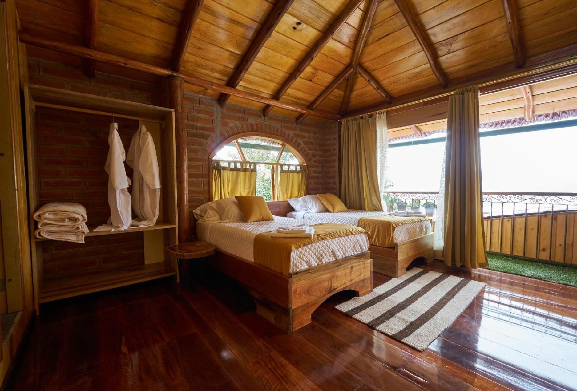 Casa De Vista Alta Hotel Миндо Екстериор снимка